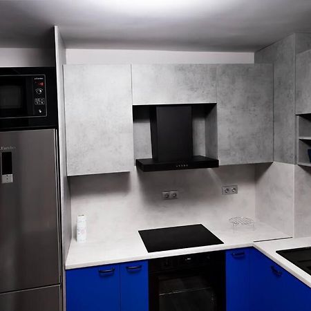 Very Spacious & Modern 3Bed Near Airport & Centre 索菲亞 外观 照片